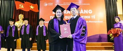 Lễ ký kết hợp đồng triển khai toàn diện hệ thống quản lý đào tạo niên chế, tín chỉ giữa UTM và Công ty Thiên An